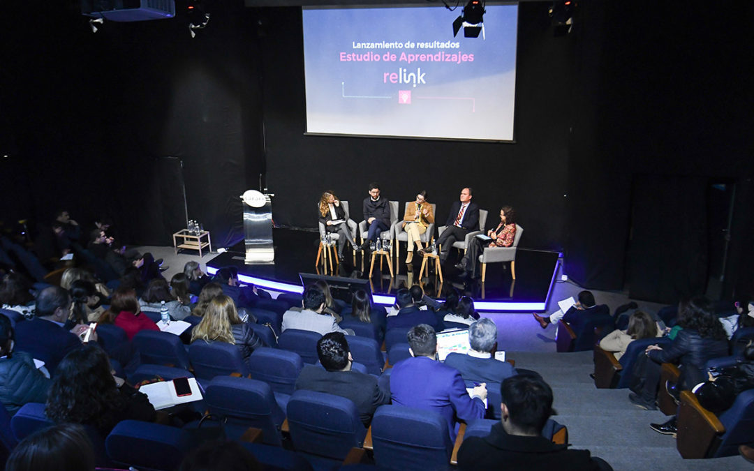 Presentamos Aprendizajes Relink: tecnología chilena  para la reconversión laboral de trabajadores